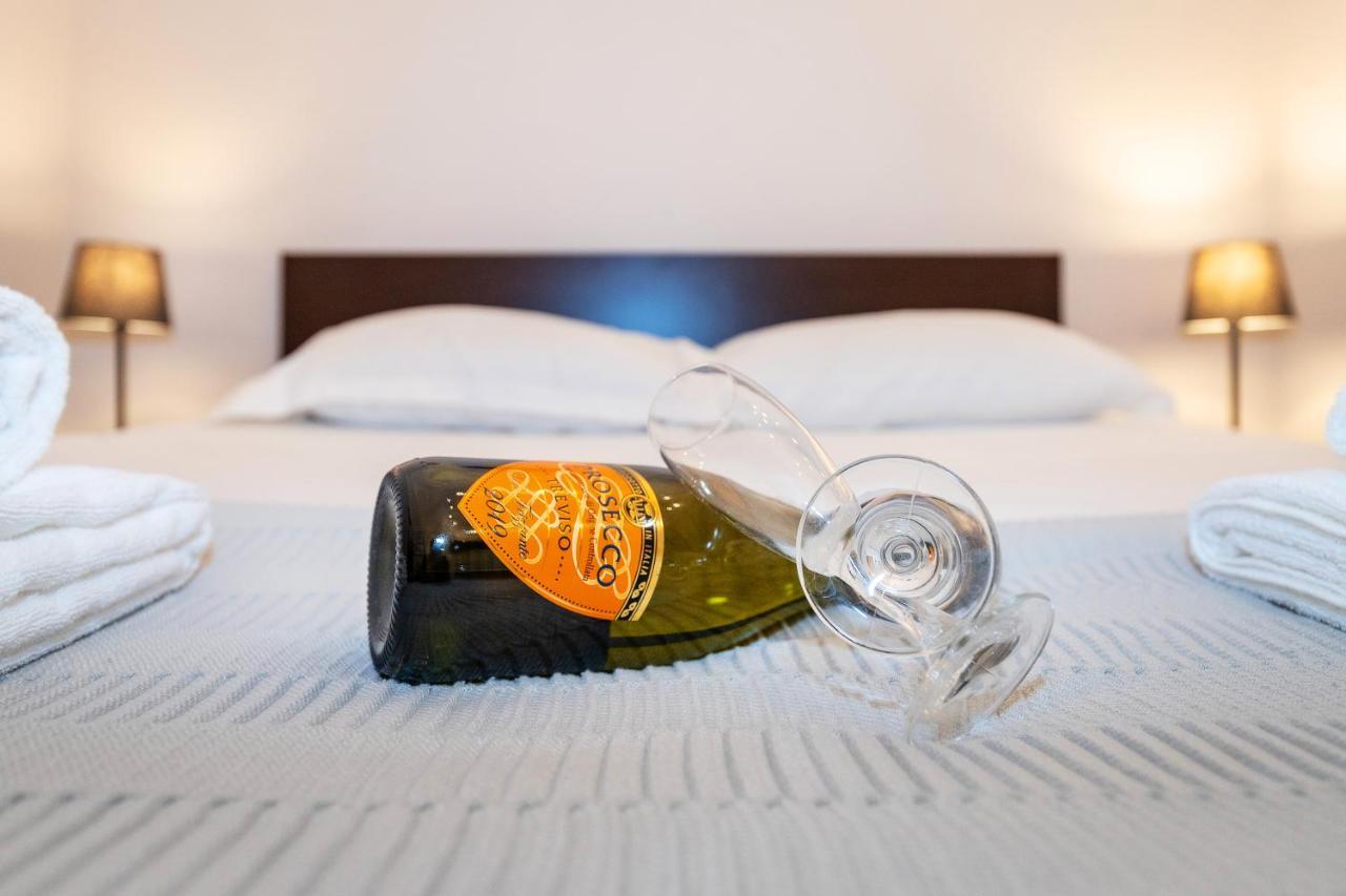 Stesicoro Exclusive Rooms 카타니아 외부 사진